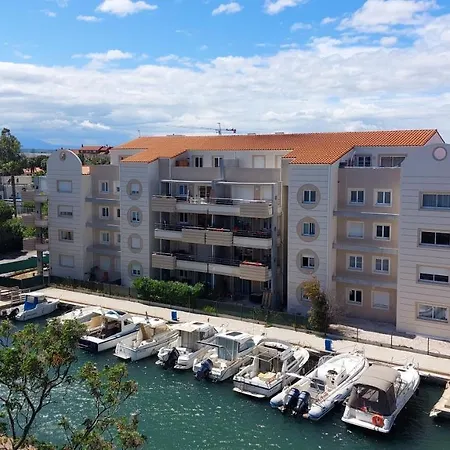 Port Canet Tres Calme Exterior photo