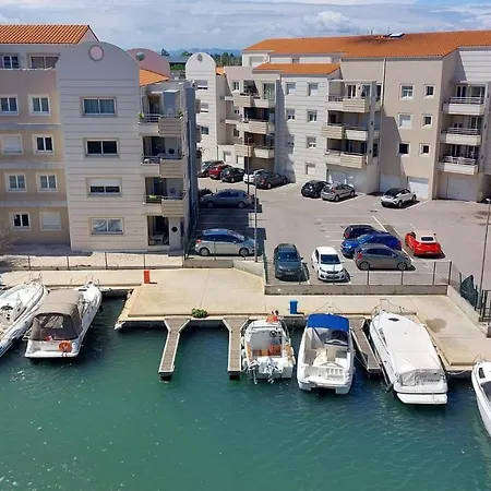 Port Canet Tres Calme Exterior photo